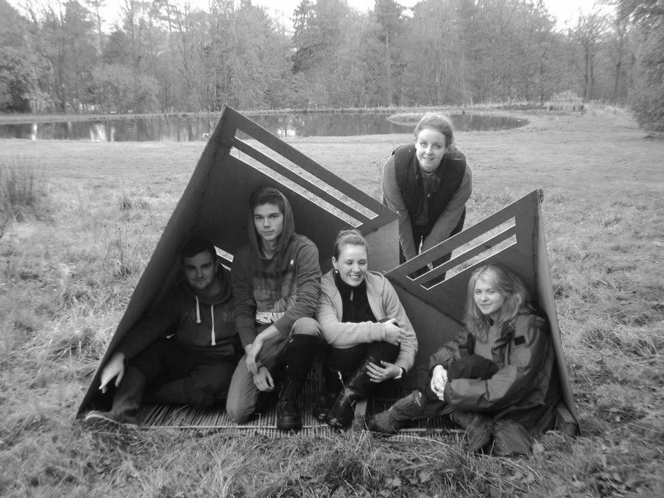 303085_282338525133339_597827957_n